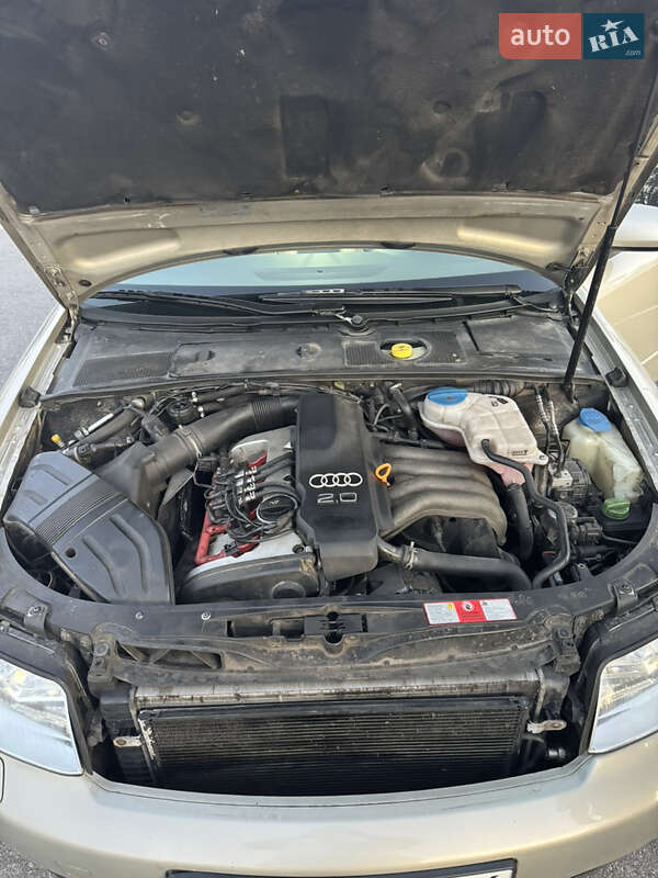 Седан Audi A4 2002 в Киеве