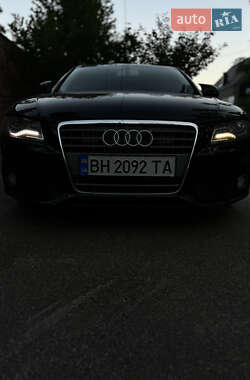 Седан Audi A4 2009 в 