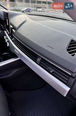 Универсал Audi A4 2020 в 