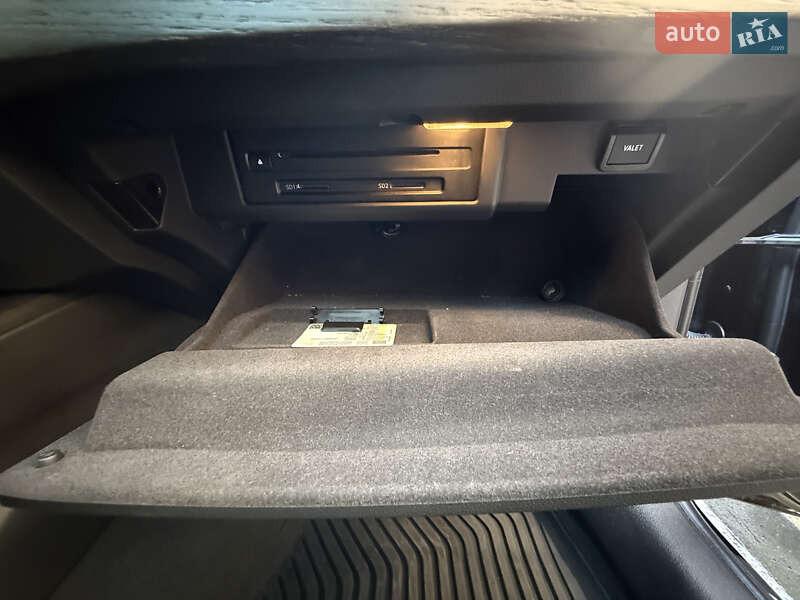 Седан Audi A4 2018 в Львове