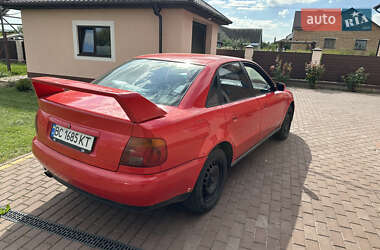 Седан Audi A4 1995 в 