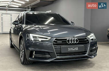 Седан Audi A4 2018 в 
