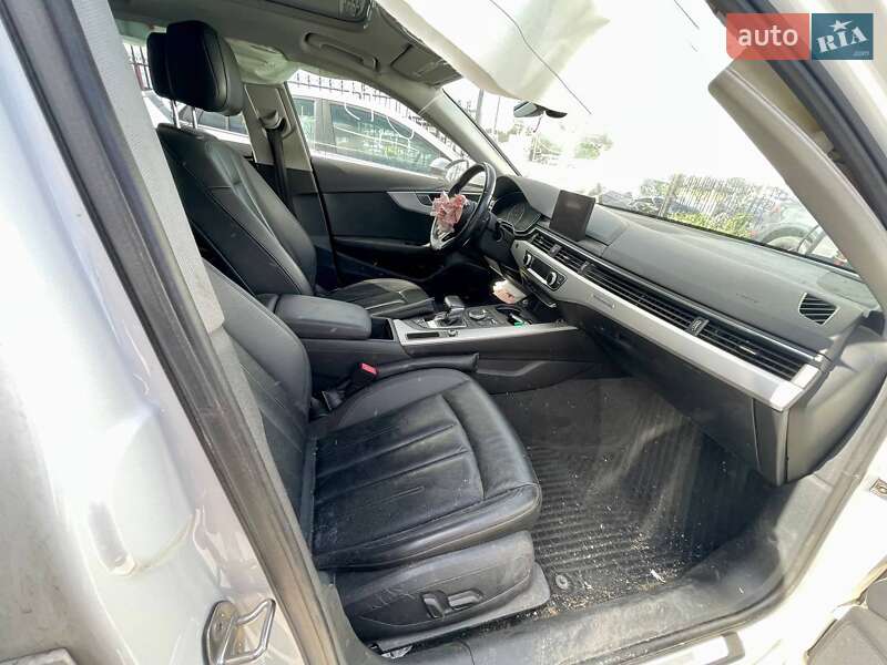 Седан Audi A4 2016 в Киеве