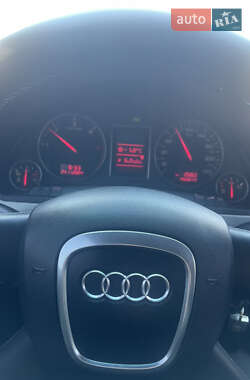 Универсал Audi A4 2002 в 