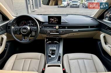 Седан Audi A4 2016 в 