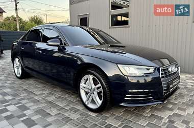 Седан Audi A4 2016 в 