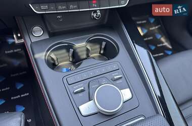 Седан Audi A4 2019 в 