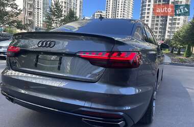 Седан Audi A4 2022 в 