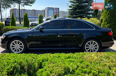 Седан Audi A4 2015 в 