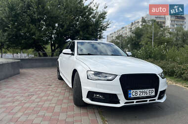 Седан Audi A4 2015 в 