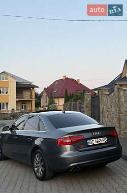 Седан Audi A4 2012 в 