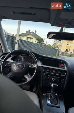 Седан Audi A4 2012 в 