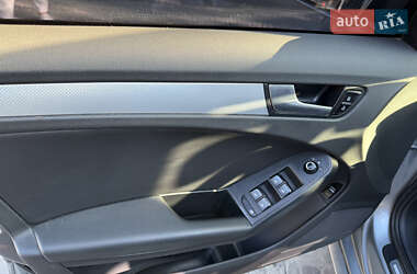 Седан Audi A4 2011 в 