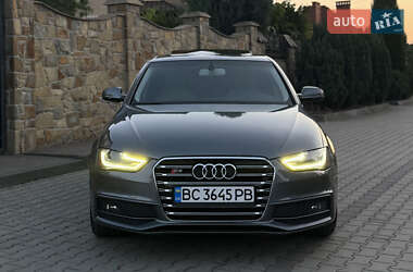 Седан Audi A4 2012 в Львове