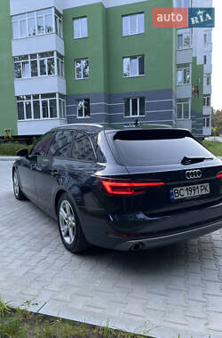 Универсал Audi A4 2018 в 