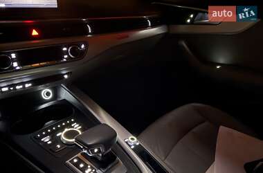 Седан Audi A4 2017 в 