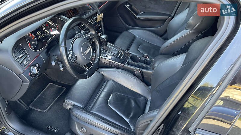 Седан Audi A4 2013 в Днепре