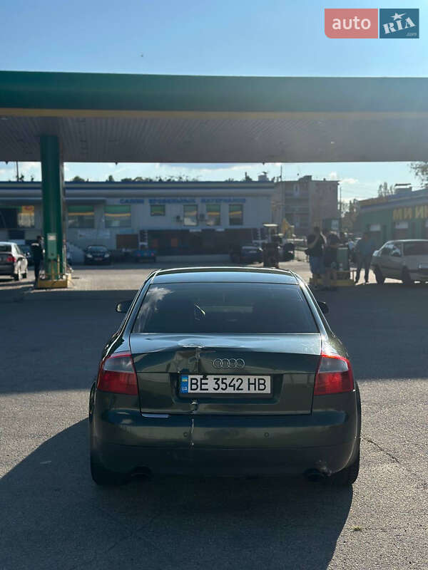 Седан Audi A4 2002 в Харькове