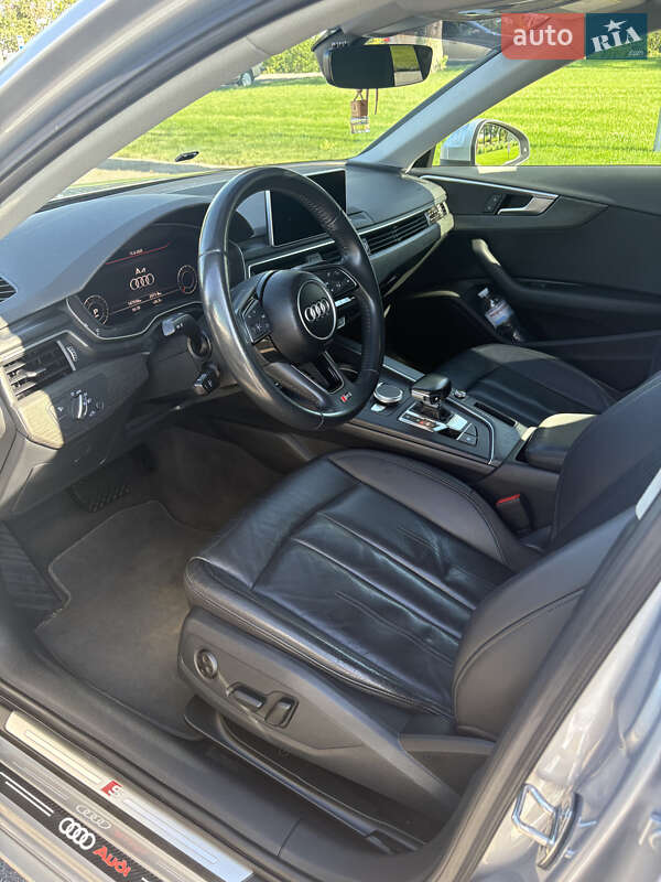 Седан Audi A4 2018 в Киеве