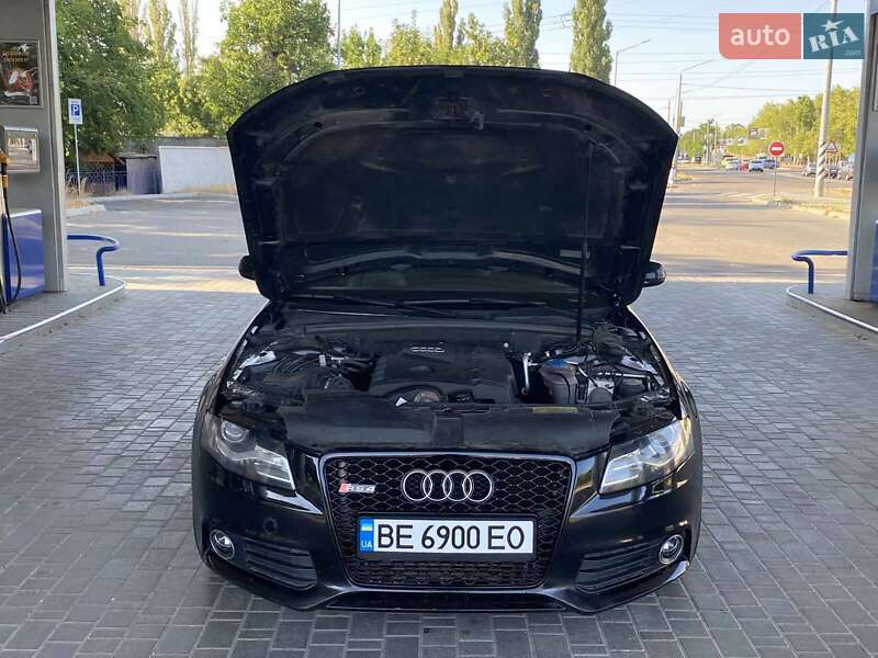 Седан Audi A4 2011 в Николаеве
