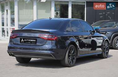 Седан Audi A4 2014 в 