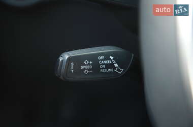 Седан Audi A4 2014 в 