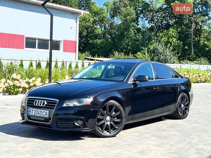 Седан Audi A4 2010 в 