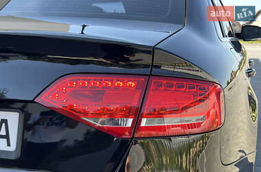 Седан Audi A4 2010 в 