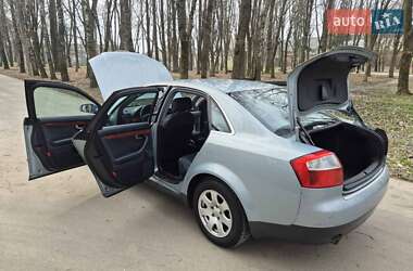 Седан Audi A4 2001 в 
