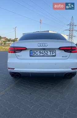 Седан Audi A4 2016 в 