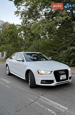 Седан Audi A4 2014 в 