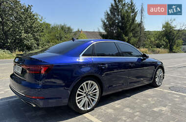 Седан Audi A4 2019 в 