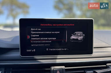 Седан Audi A4 2019 в 
