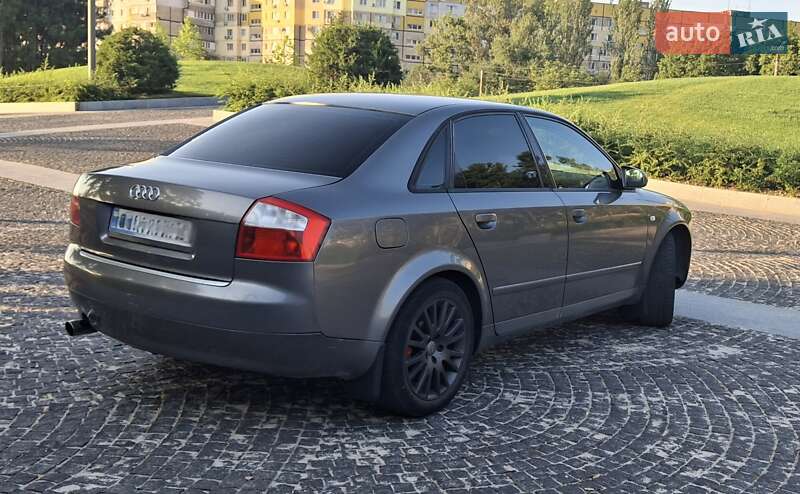 Седан Audi A4 2002 в Днепре