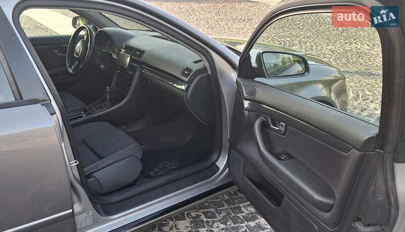Седан Audi A4 2002 в Днепре