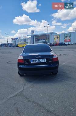 Седан Audi A4 2001 в 