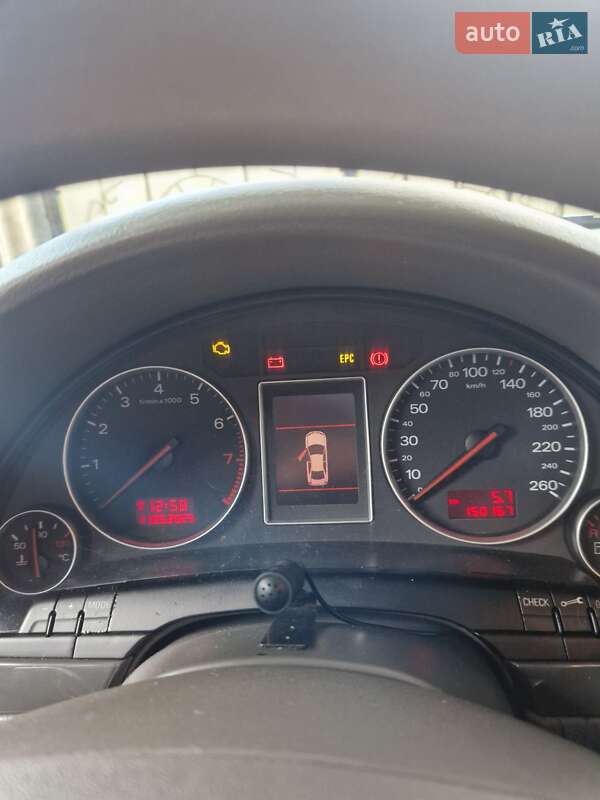 Седан Audi A4 2001 в Черноморске