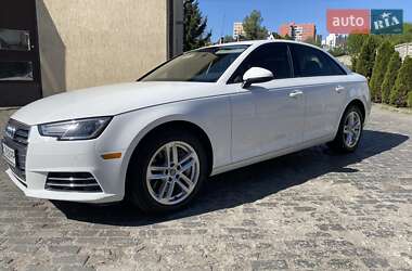 Седан Audi A4 2016 в Львове