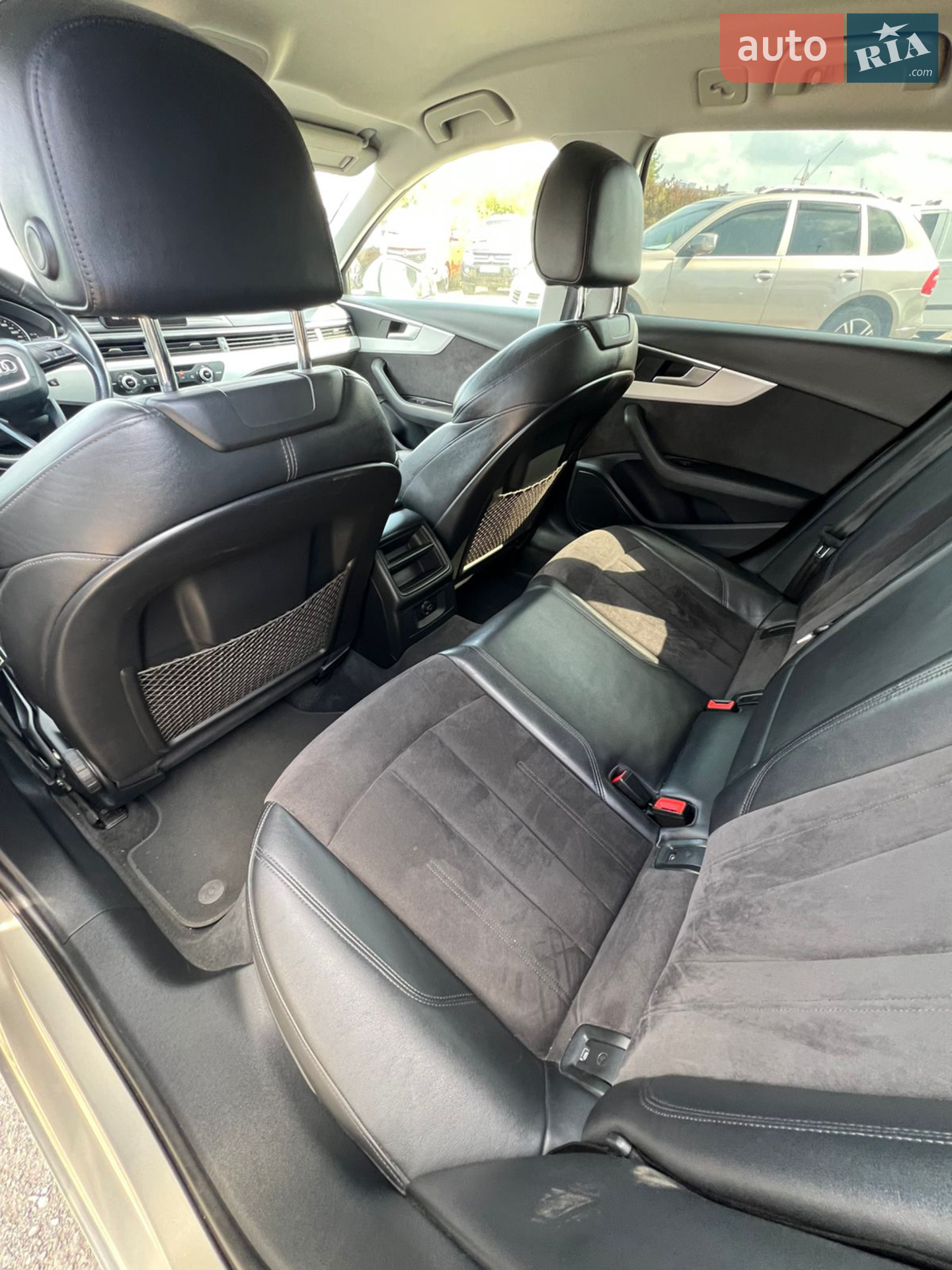 2016 Audi A4 - мініатюра 12