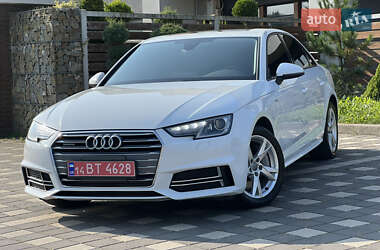 Седан Audi A4 2018 в Львове