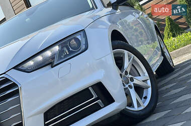 Седан Audi A4 2018 в 