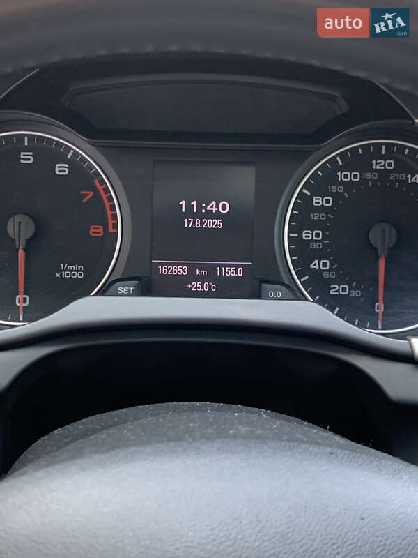 Седан Audi A4 2010 в Галиче