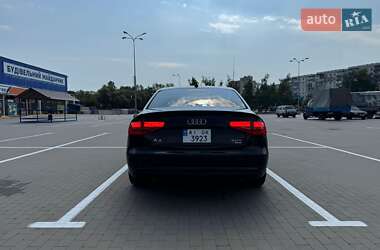 Седан Audi A4 2012 в 