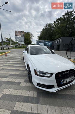 Седан Audi A4 2015 в 