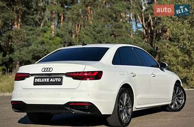 Седан Audi A4 2021 в 