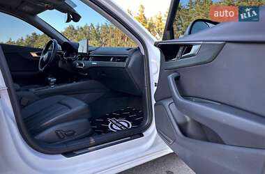 Седан Audi A4 2021 в 