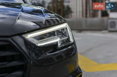 Седан Audi A4 2016 в 