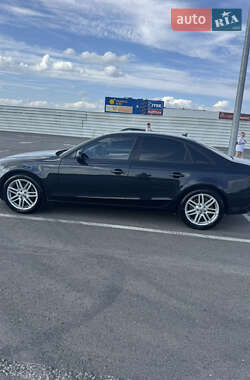 Седан Audi A4 2014 в 