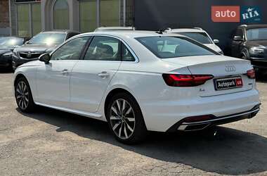 Седан Audi A4 2023 в 