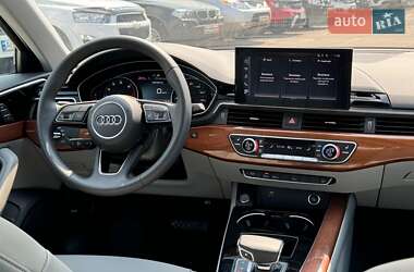 Седан Audi A4 2023 в 